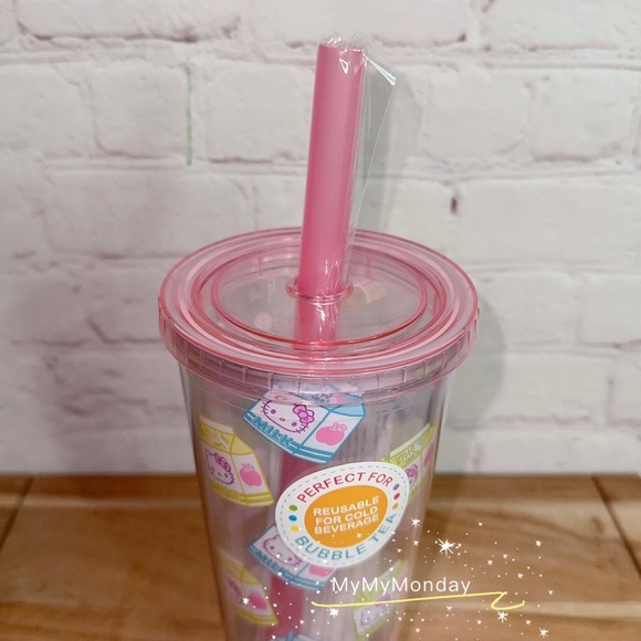 Hello Kitty Tumbler - Picture 4 of 4